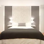 Nobe Rooms