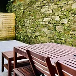 A terraza de Lilo Santiago Historic
