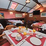 Hotel Entrecercas