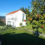 Casas Turisticas Lar Jardin - Parking Privado