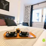 Spacious&Modern Apartment