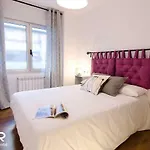 Spacious&Modern Apartment