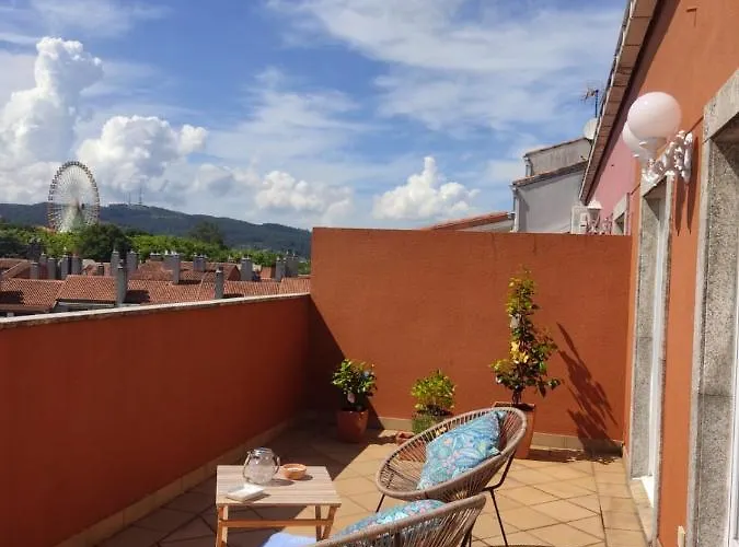 Ático con terraza en el centro VUT-CO-04045