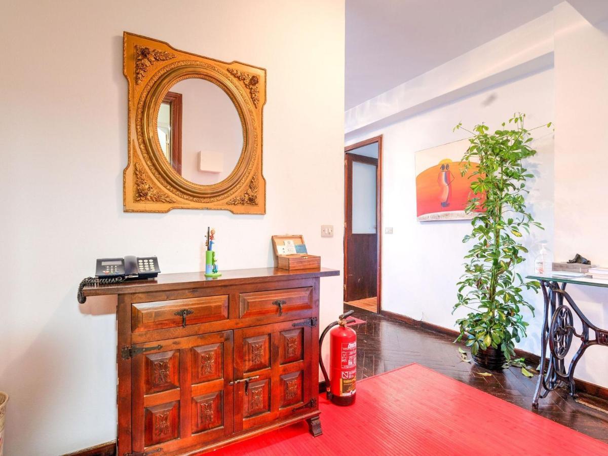 Apartment Belvilla By Oyo Apartamento Avenida Rosal A *