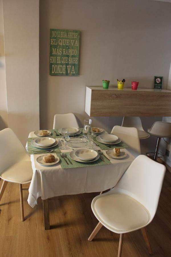 Apartment Rosalia De Castro, 41 - Centro - Vut-co-01904 *