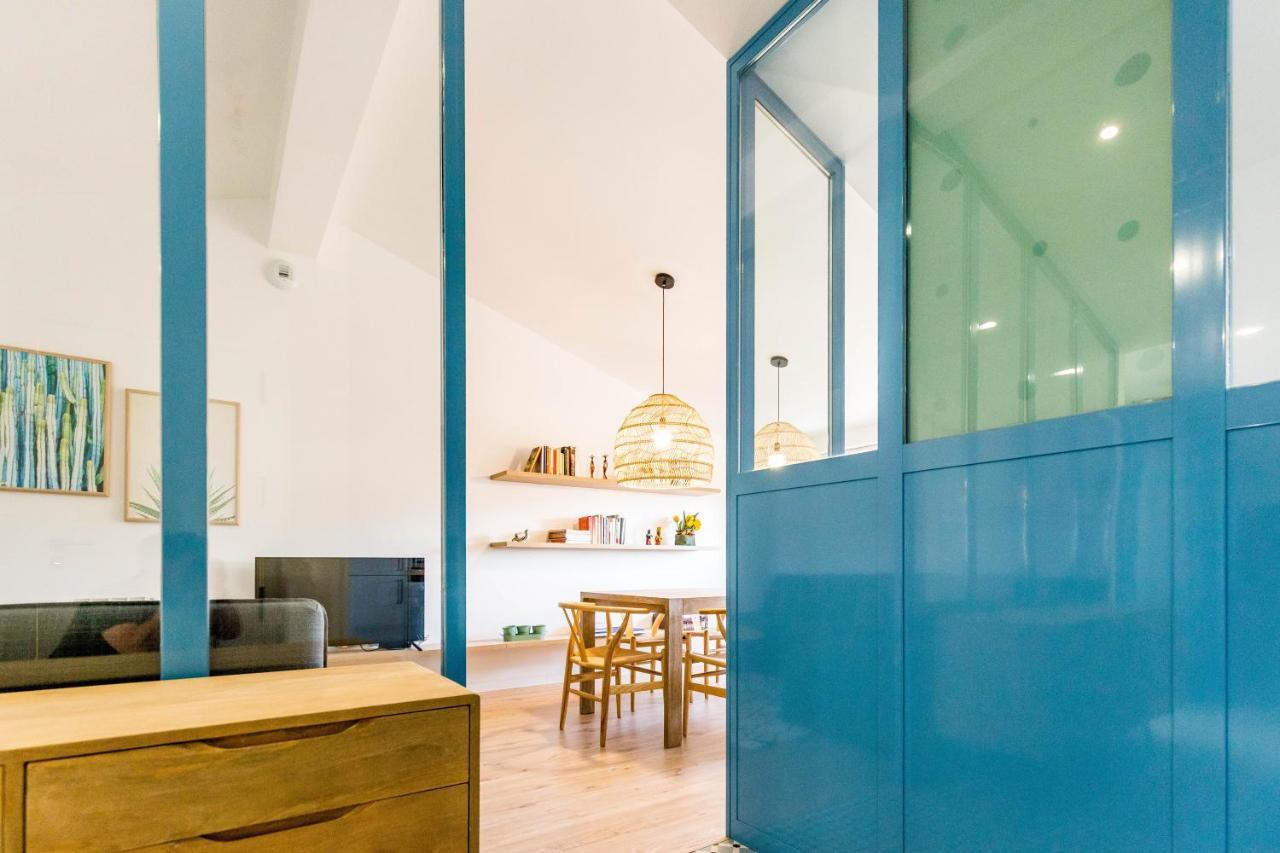 High-end Penthouse 3min Away From Cathedral Vut-co-2301