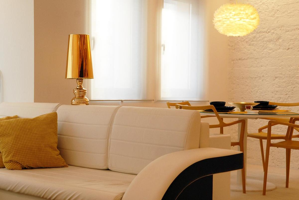 Apartamento Golden & White *