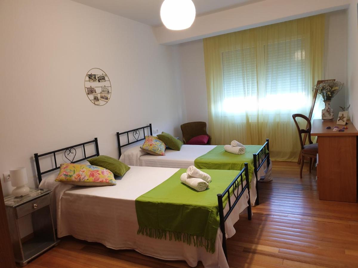 Rúa Dos Concheiros, 7 *