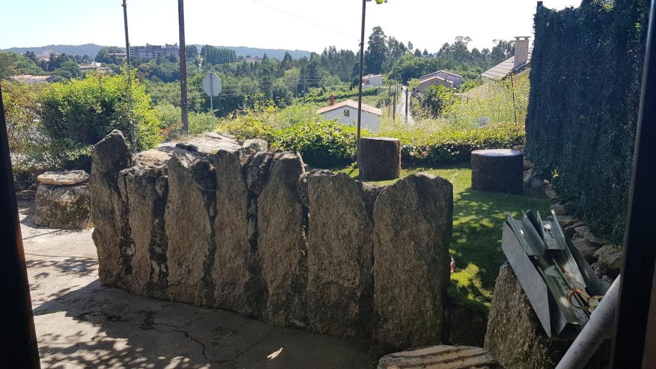 Casa De Piedra Típica *