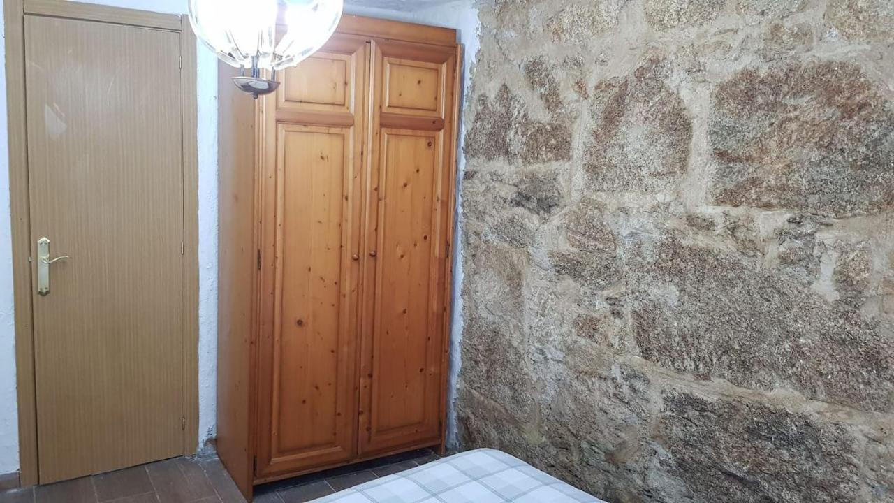 Casa De Piedra Típica * Santiago de Compostela