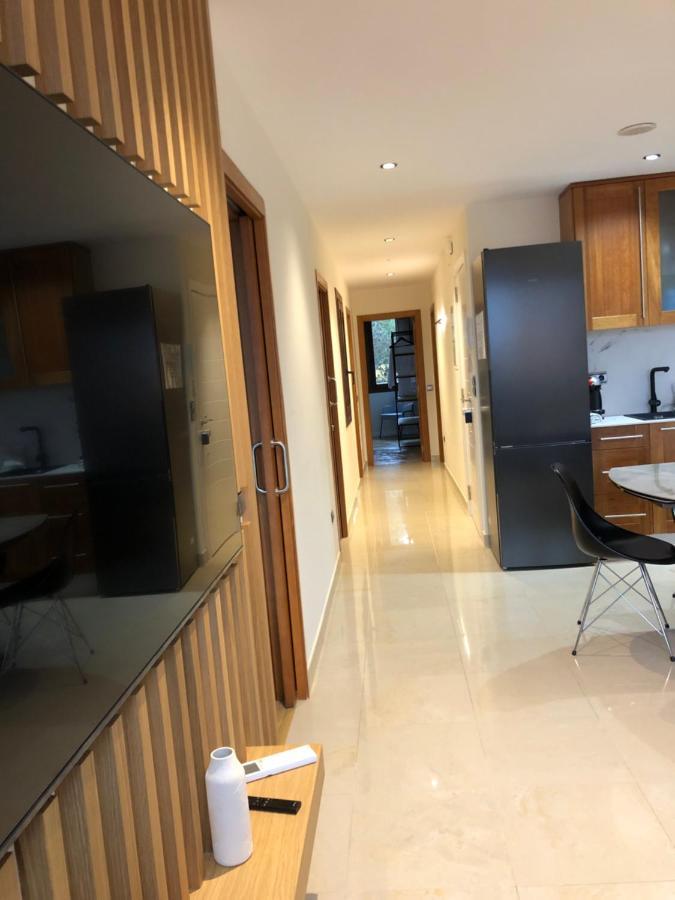Luxury With Jacuzzi Apartment