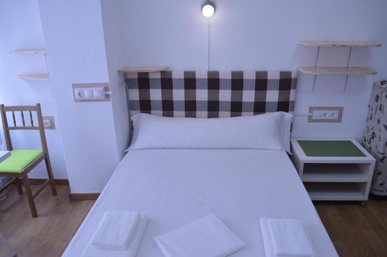 Ararat Hostal