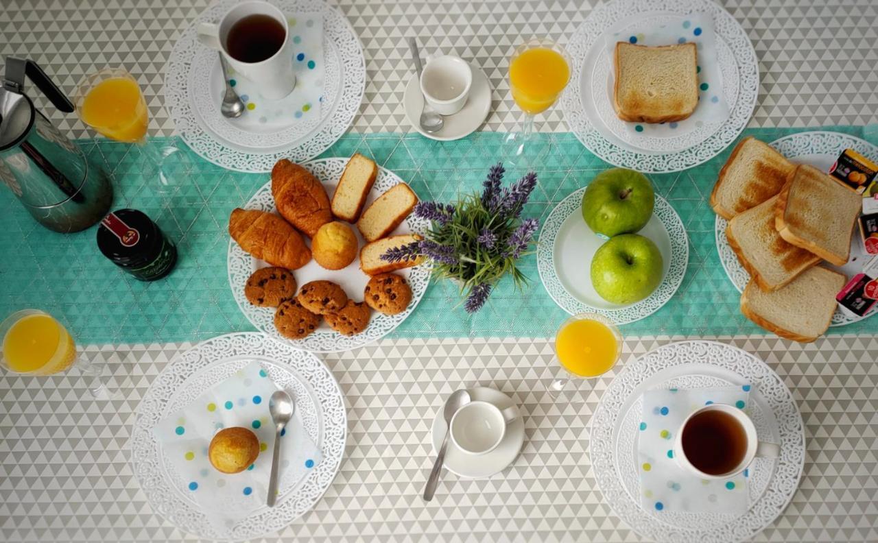 Apartamento Sildavia Vut Con Parking Y Desayuno Continental Santiago de Compostela
