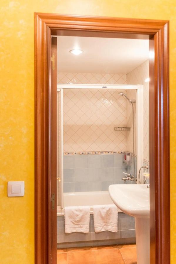 Apartamento Vivienda De Uso Turístico Casa Da Roisa *