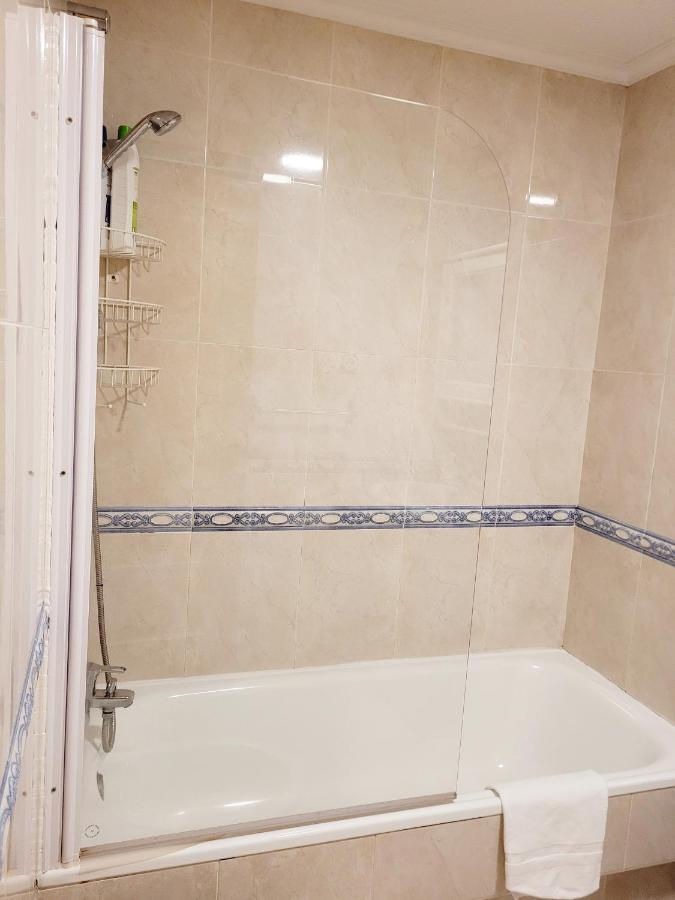 Piso Con Garaje En La Entrada Del Camino Portugués Apartamento