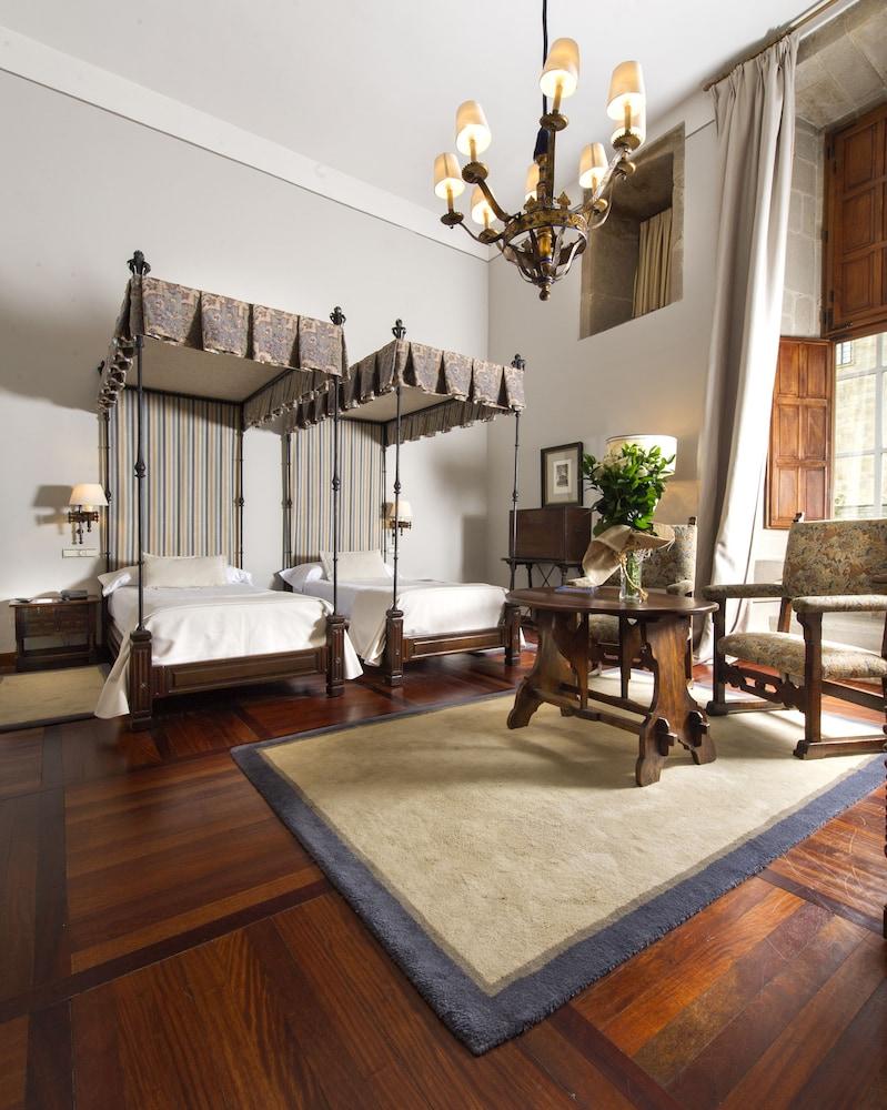 Hotel De Santiago - Reis Catolicos Santiago de Compostela
