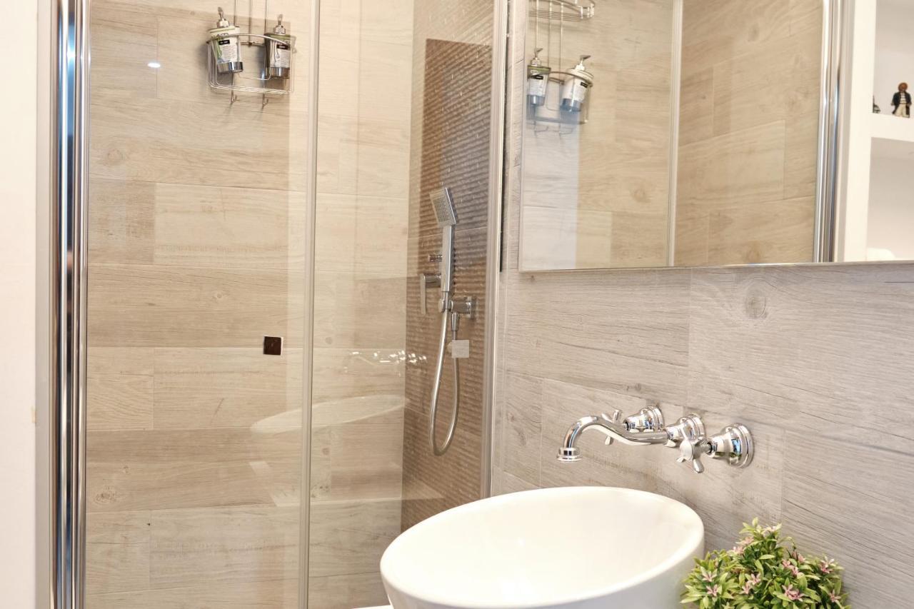 Lujoso Y Amplio Piso Con 5 * Santiago de Compostela