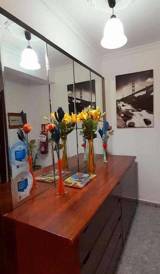 Piso En Entrada De Casco Histórico De *
