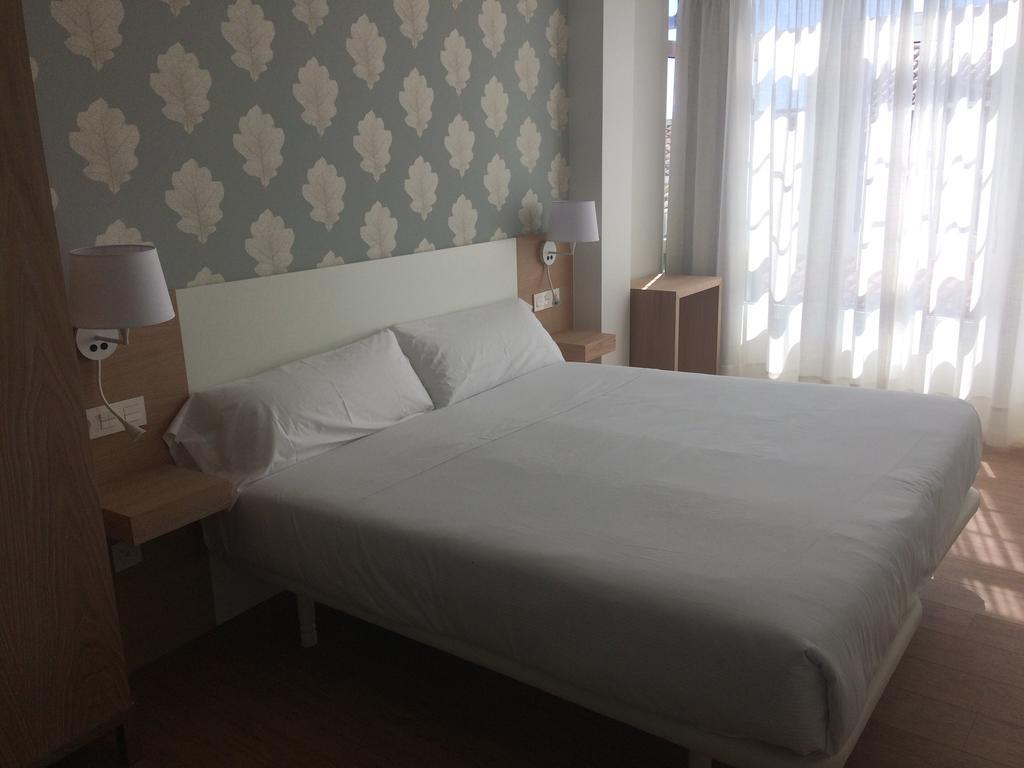 Denike Hotel 2*