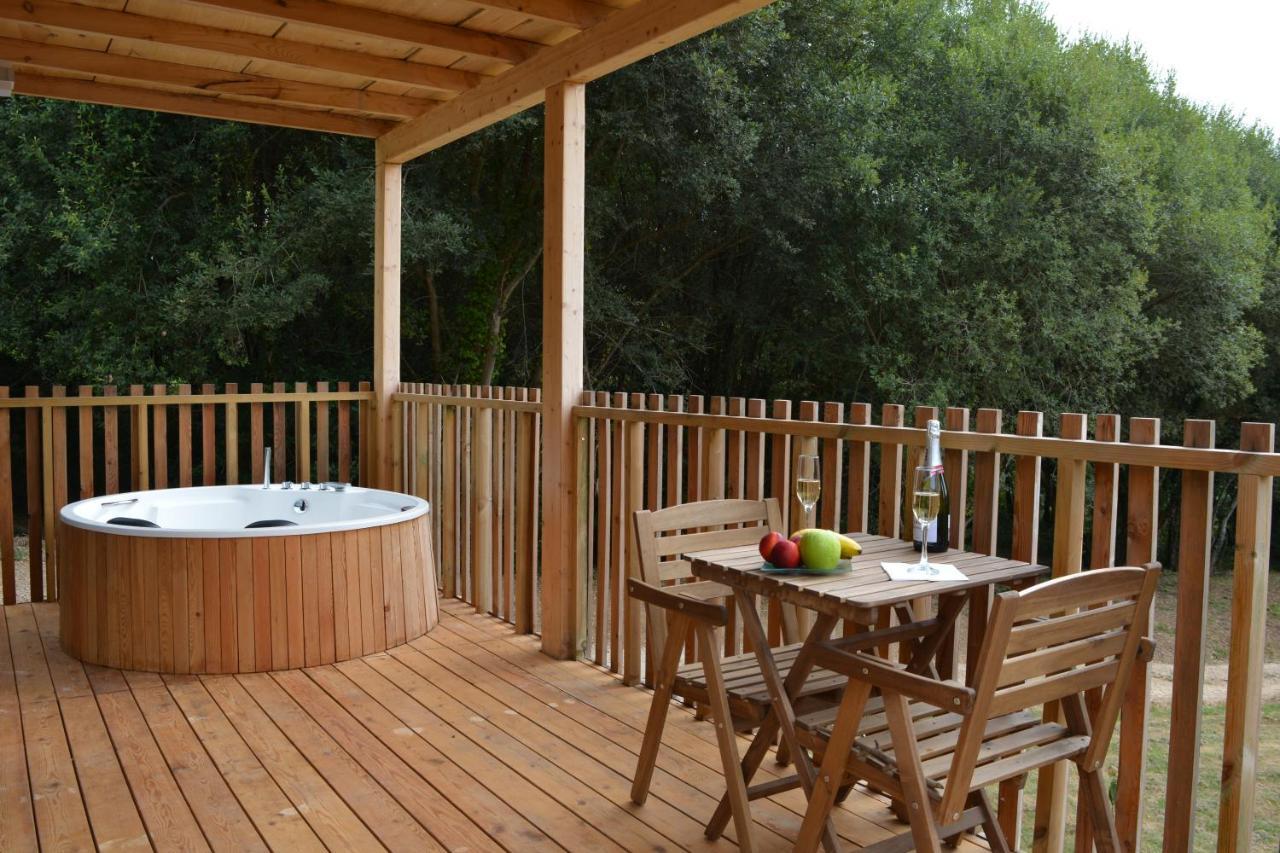 Compostela - A Fervenza Camping *