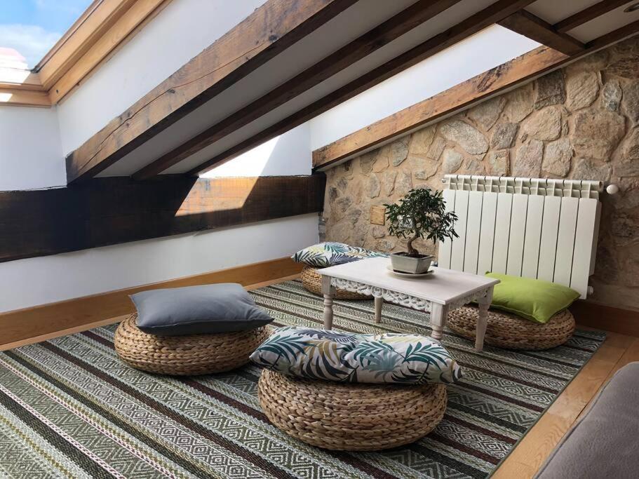 Apartamento ático Casco Antiguo En Plaza Cervantes Santiago de Compostela
