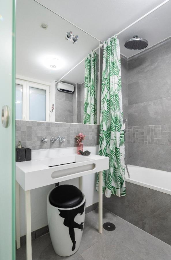 Lujoso Y Amplio Piso Con 5 Apartamento Santiago de Compostela