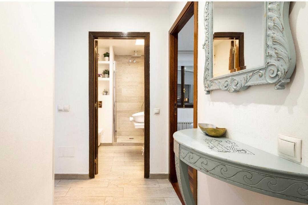 Apartamento Lujoso Y Amplio Piso Con 5