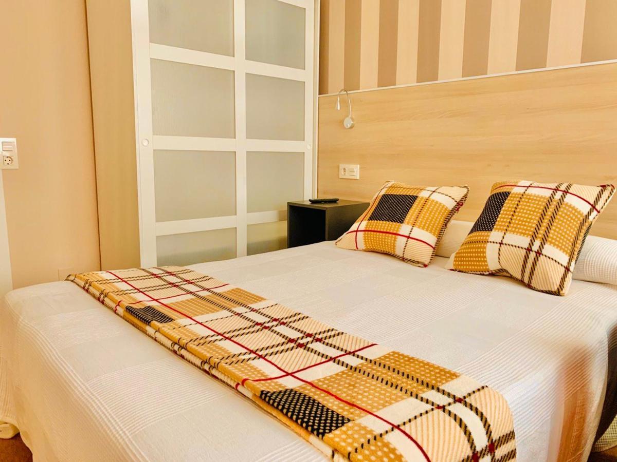 Apartment Family & Groups Space, Santiago Center - No Kitchen Santiago de Compostela