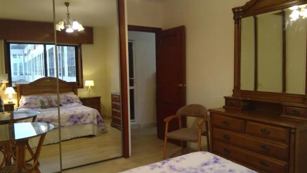 Acogedora Doble Junto A Paseos & Parques Habitación en casa particular Santiago de Compostela