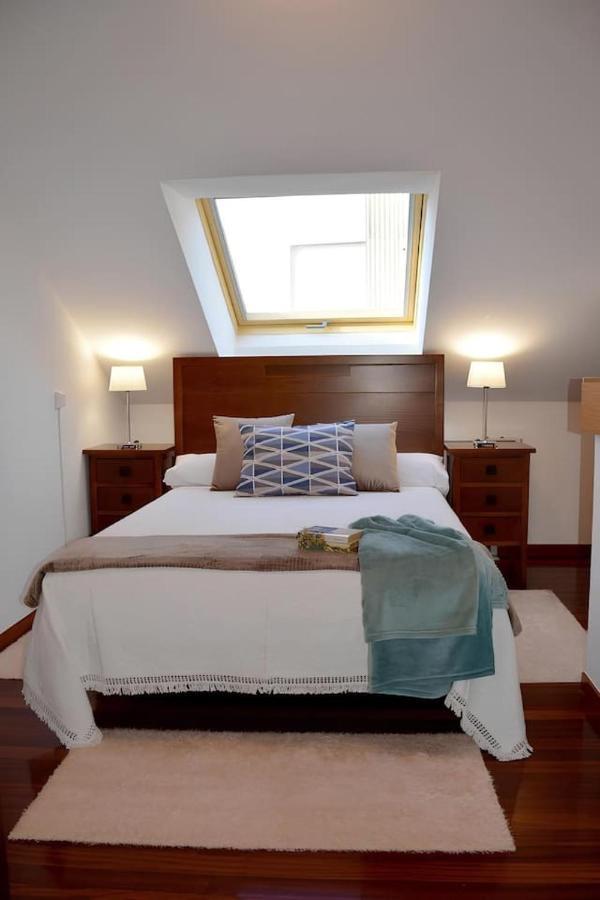 Hhc - Duplex Concheiros, 4 Bedrooms, 3 Bathroom, A 700m De La Catedral Apartment