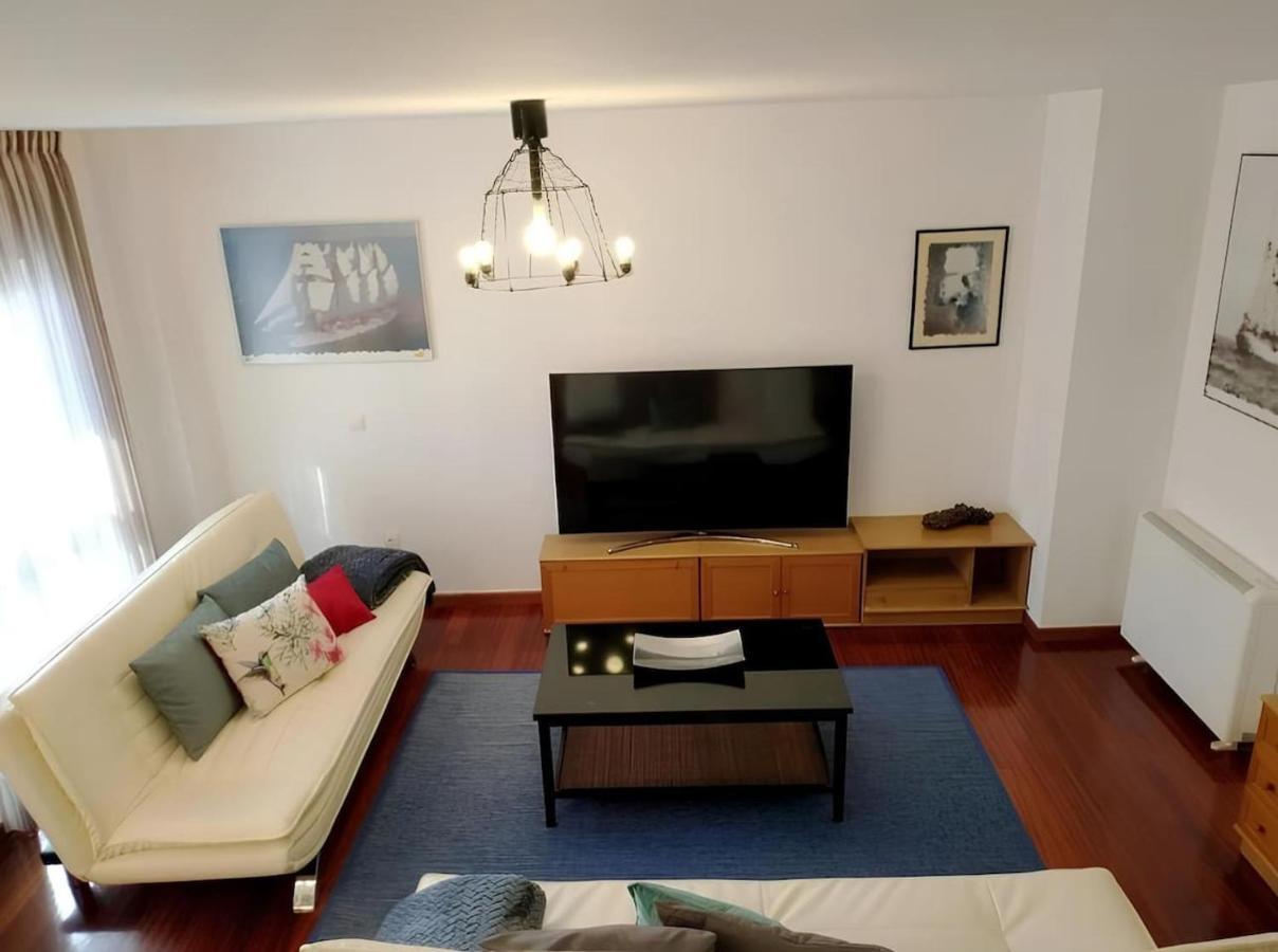 Apartment Hhc - Duplex Concheiros, 4 Bedrooms, 3 Bathroom, A 700m De La Catedral *