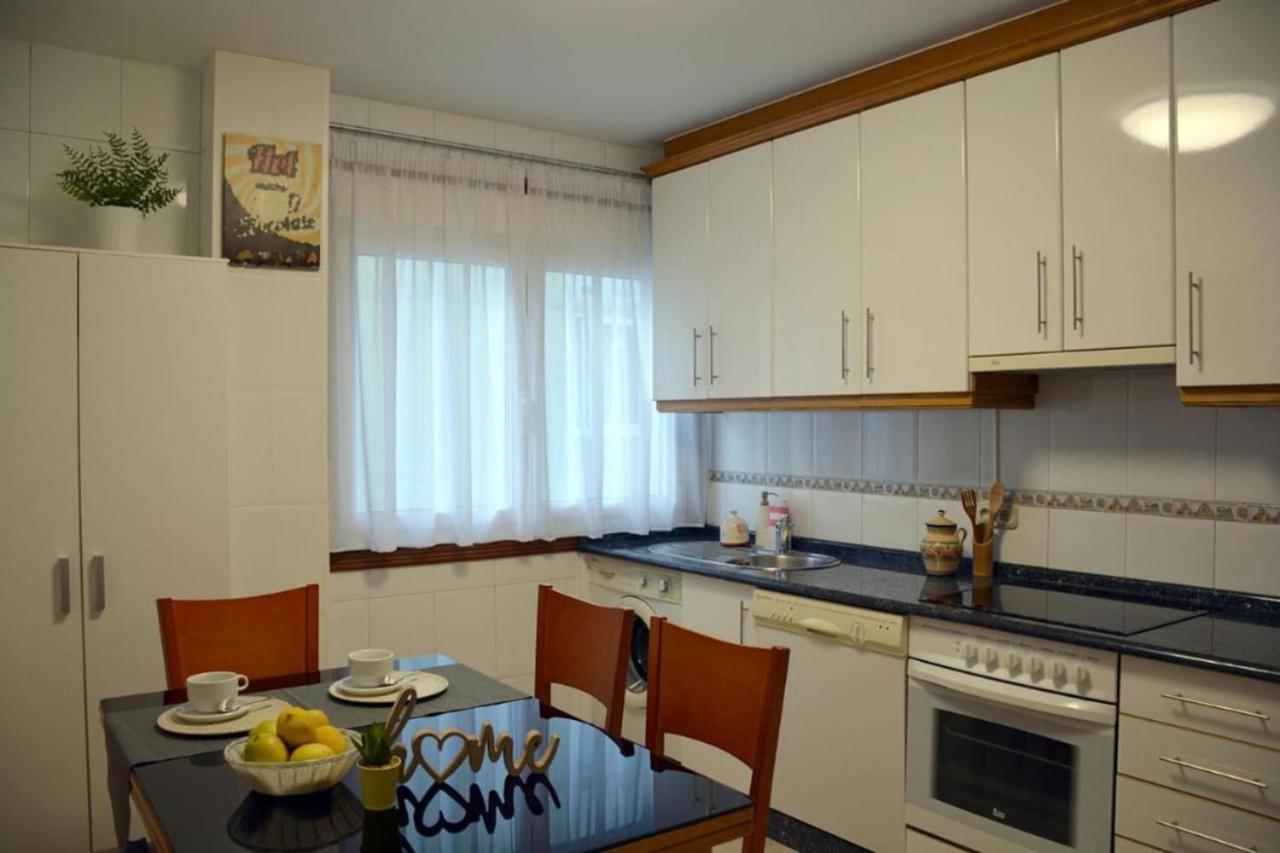 Hhc - Duplex Concheiros, 4 Bedrooms, 3 Bathroom, A 700m De La Catedral Apartment Santiago de Compostela