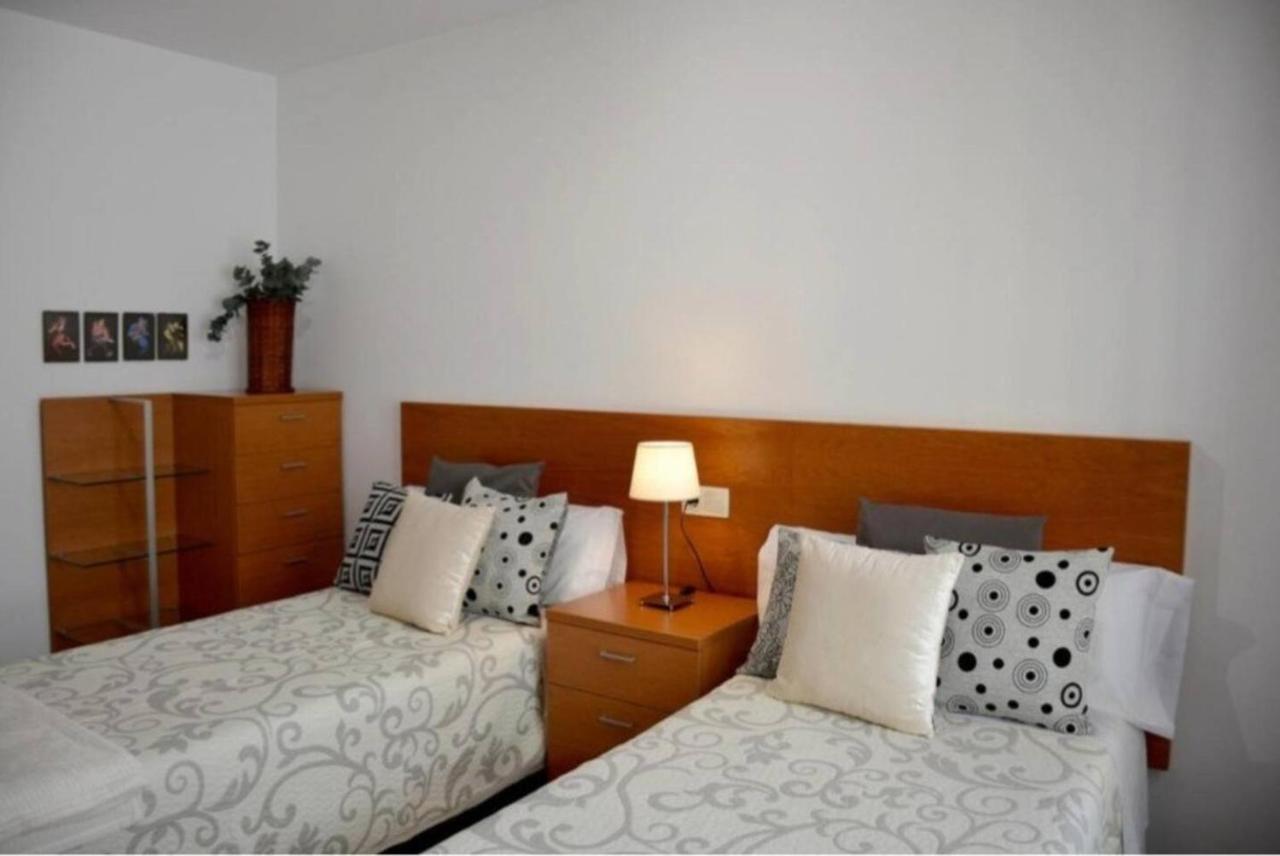 Apartment Hhc - Duplex Concheiros, 4 Bedrooms, 3 Bathroom, A 700m De La Catedral *