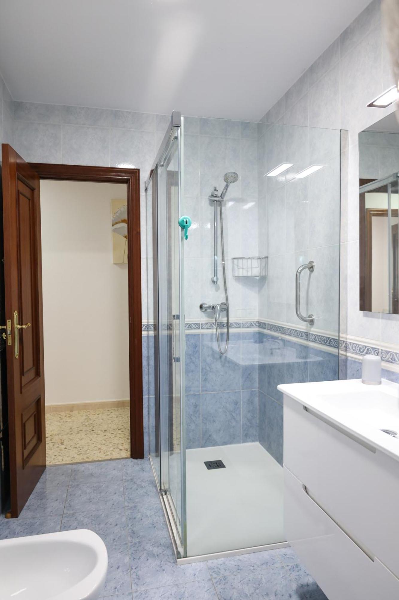 Apartamento Céntrico Exterior Amplio 110 M. *