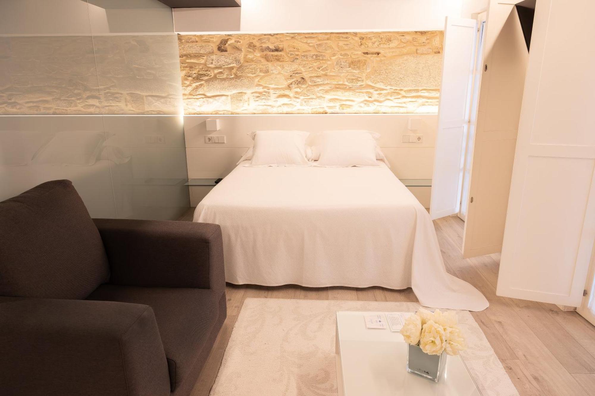 Montes Hotel 2*
