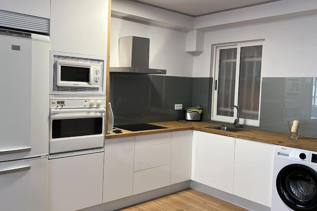 Renovado, Cerca Catedral Apartamento *