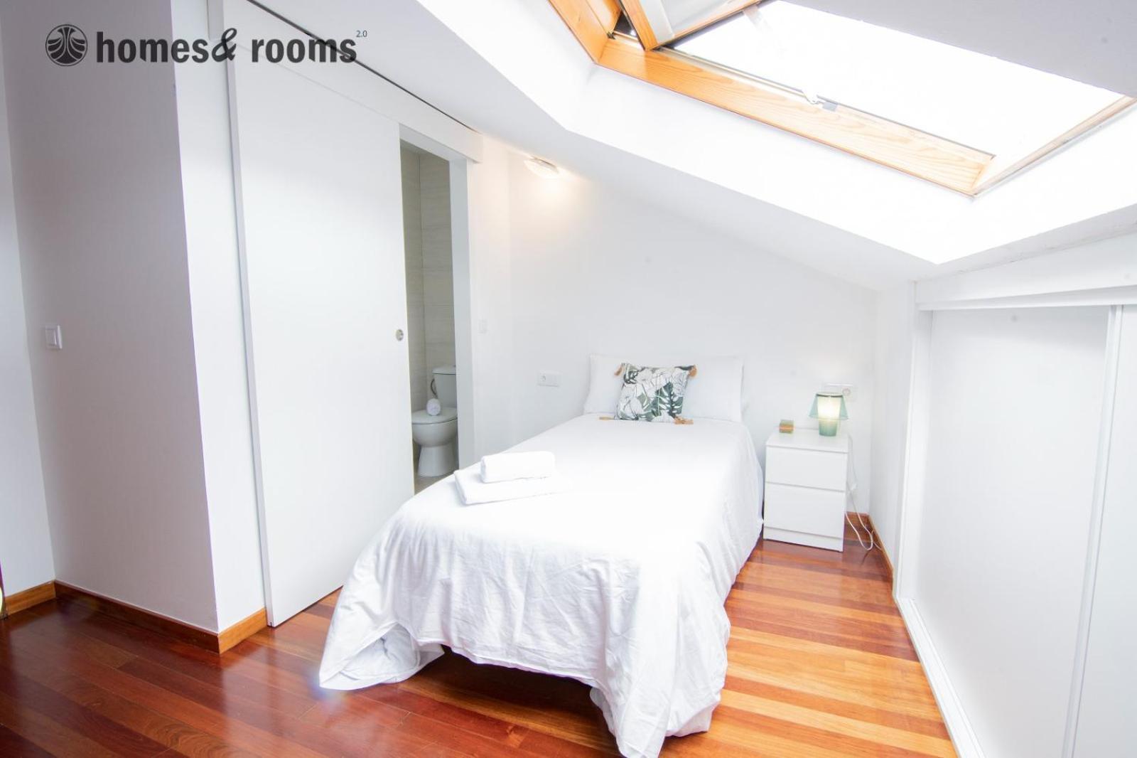 Enorme Casa, 5 Banos Y Terraza Santiago de Compostela