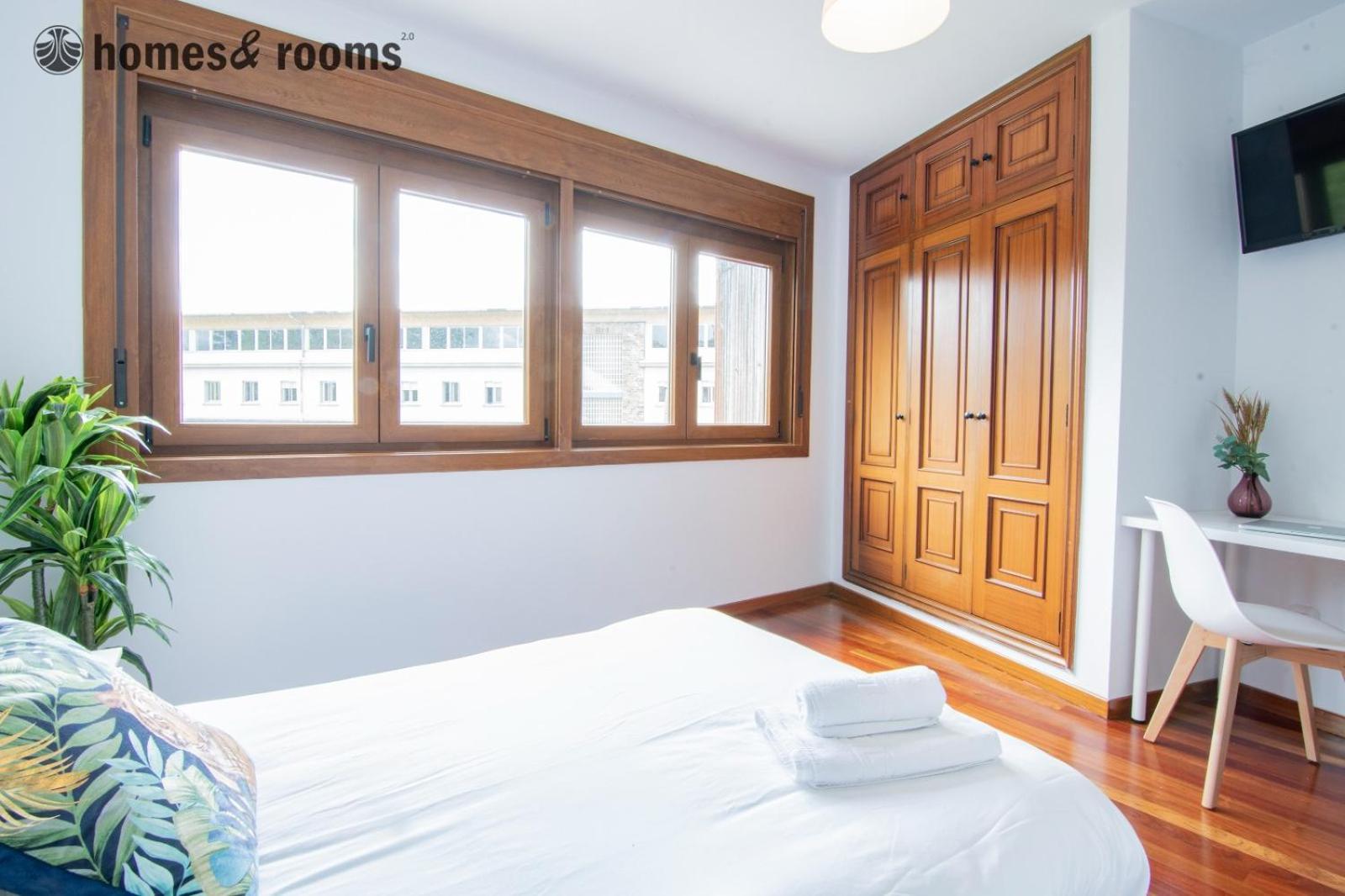 Enorme Casa, 5 Banos Y Terraza Santiago de Compostela