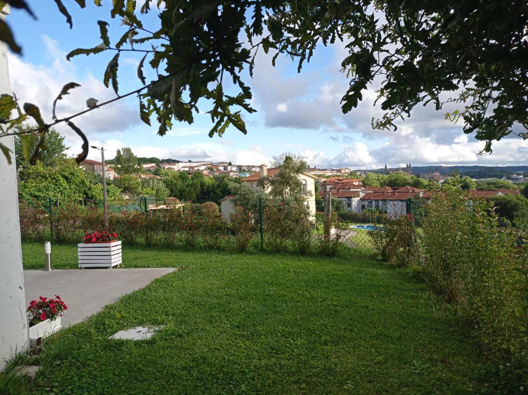 Holiday home Lar Jardin - Parking Privado *