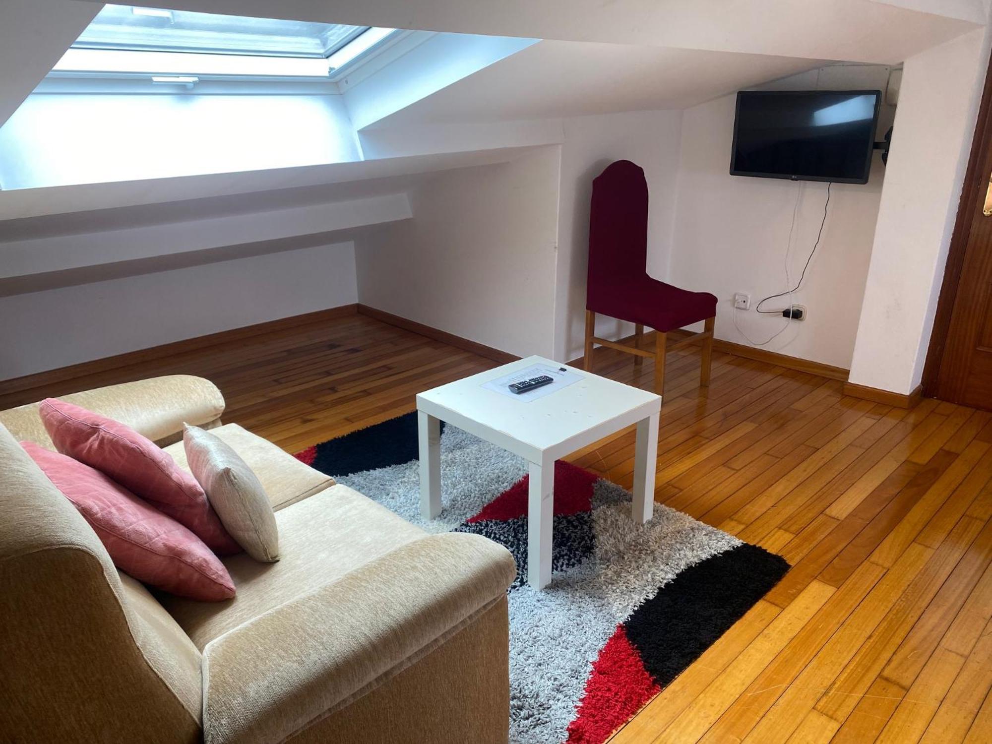 Atico En El Casco Histórico Apartamento