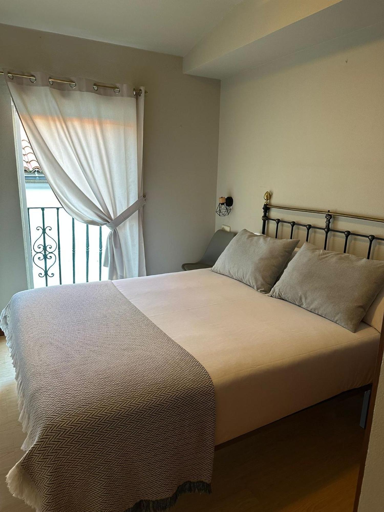 Real Hotel *