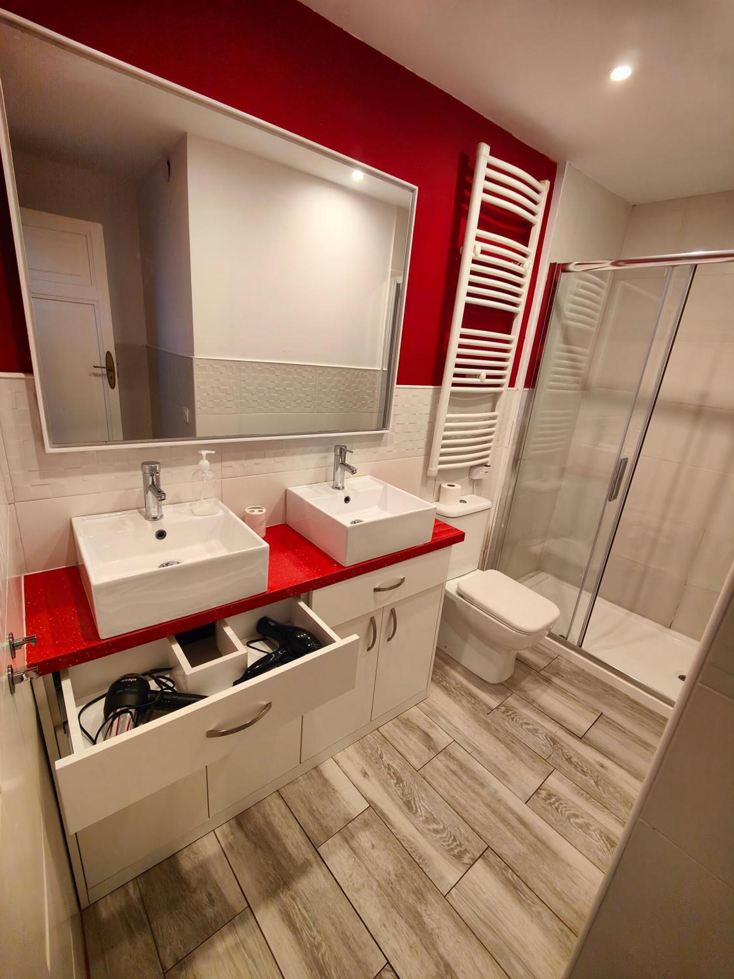 Rua Nova 28, 3 Dormitorios, Wifi, Ps4 Y Netflix, A 200m Catedral Apartment Santiago de Compostela