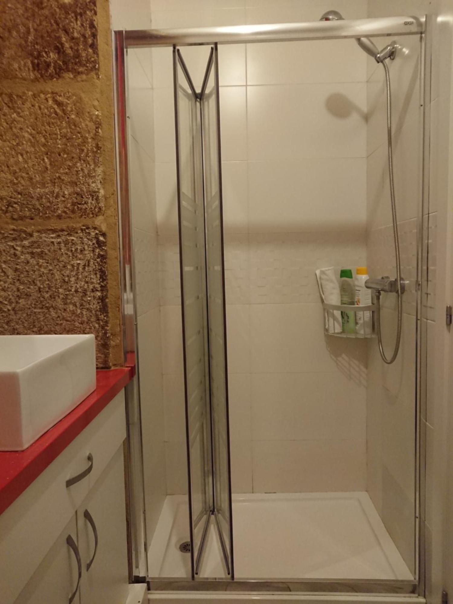 Rua Nova 28, 3 Dormitorios, Wifi, Ps4 Y Netflix, A 200m Catedral