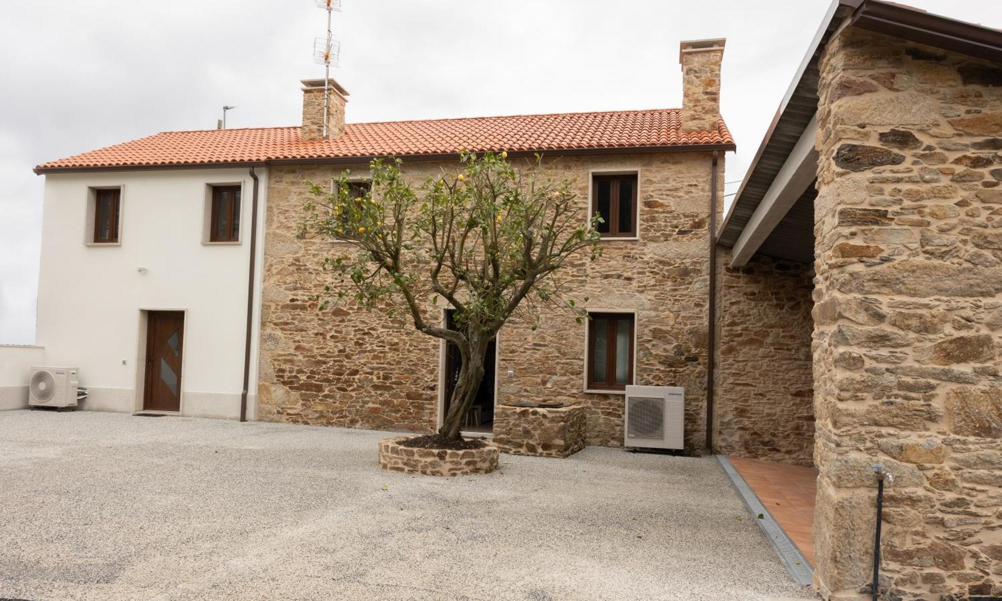 Casa Aradas *
