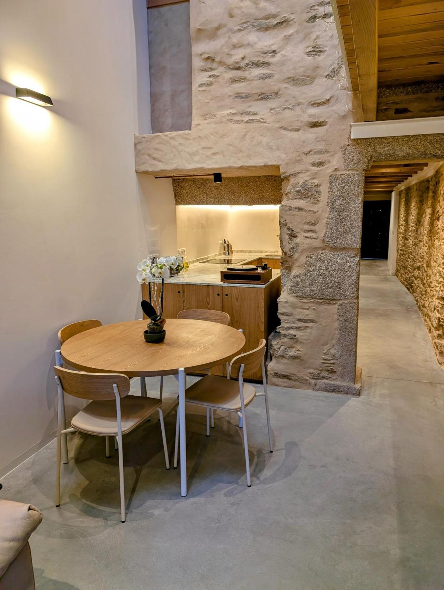 Casa Con Jardin Y Garaje En El Centro