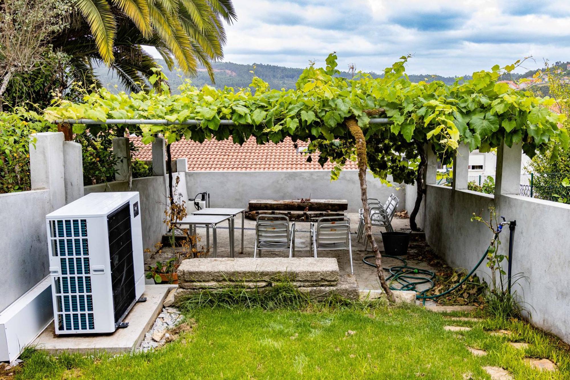 Casa Con Jardin Y Garaje En El Centro