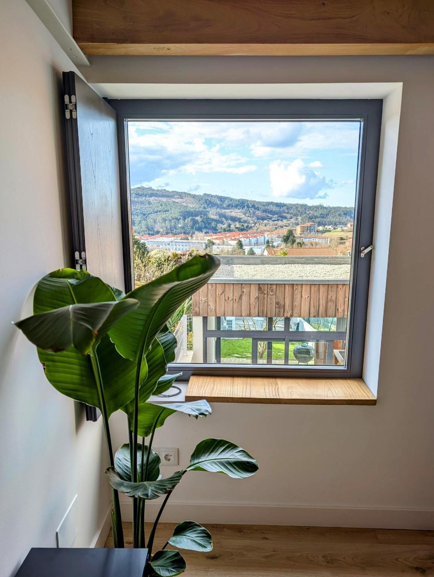 Casa Con Jardin Y Garaje En El Centro Holiday home *