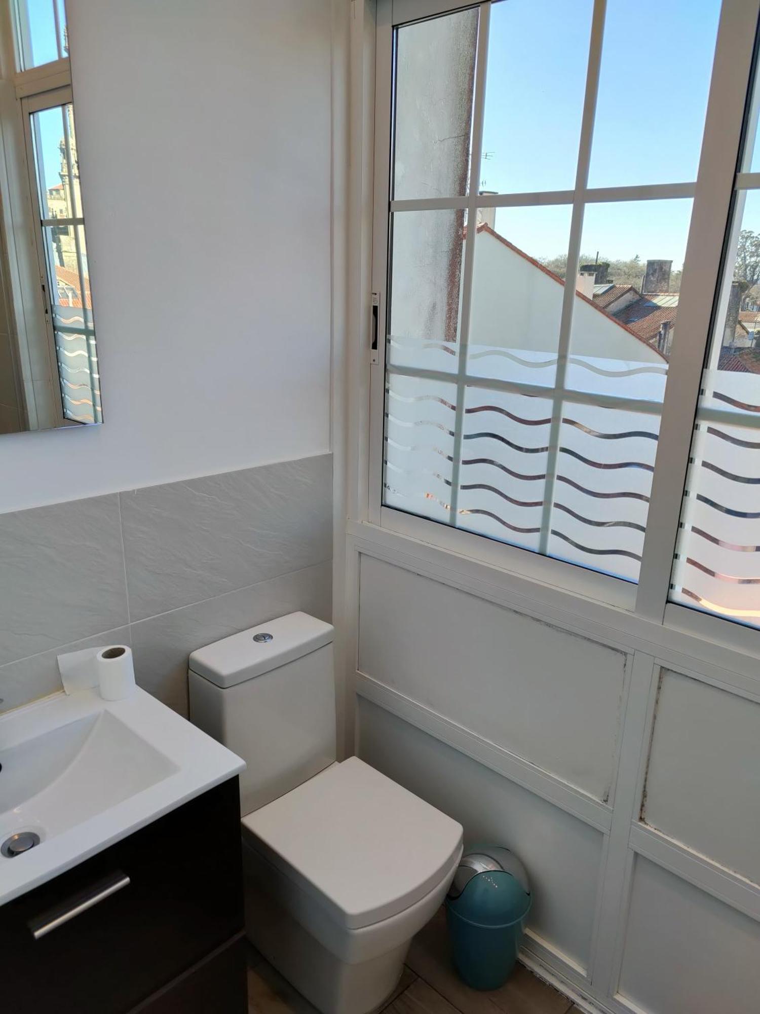 Rua Nova 28, 3 Dormitorios, Wifi, Ps4 Y Netflix, A 200m Catedral *