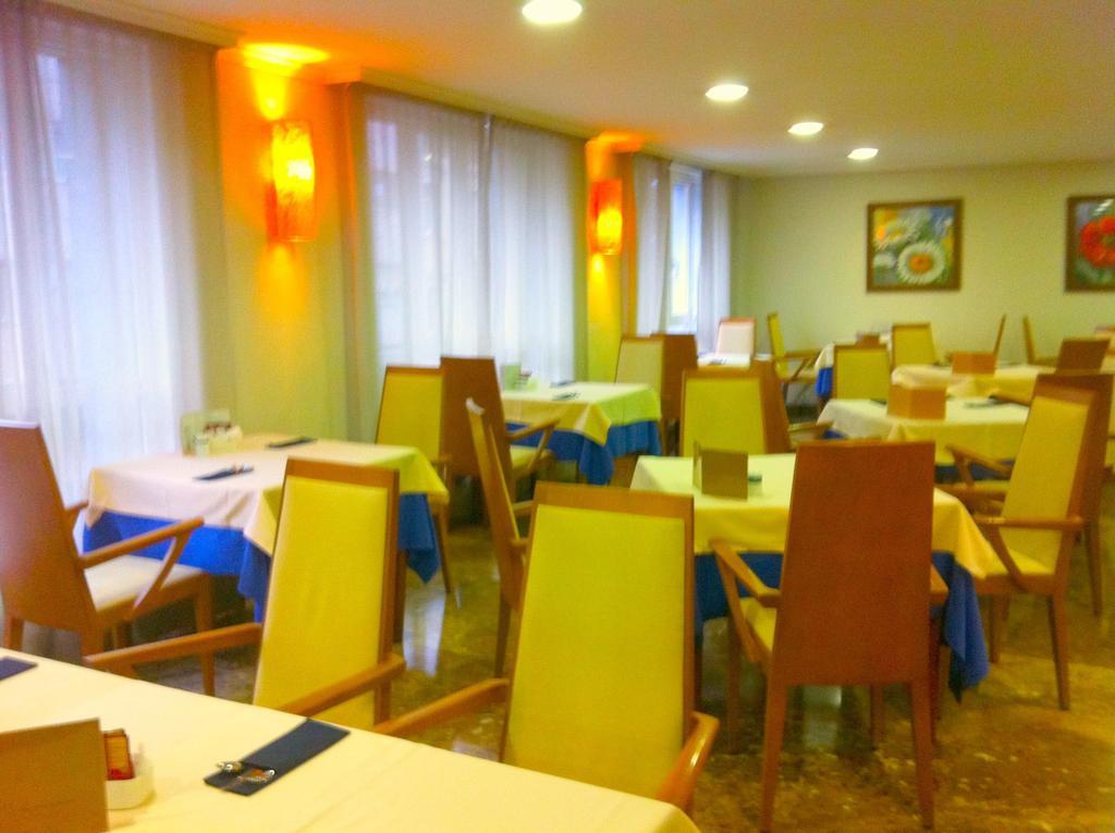 Hotel Gelmirez 3*