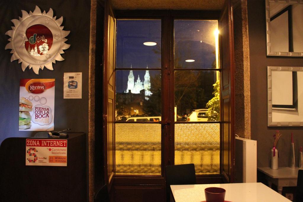 Roots & Boots Hostal Santiago de Compostela
